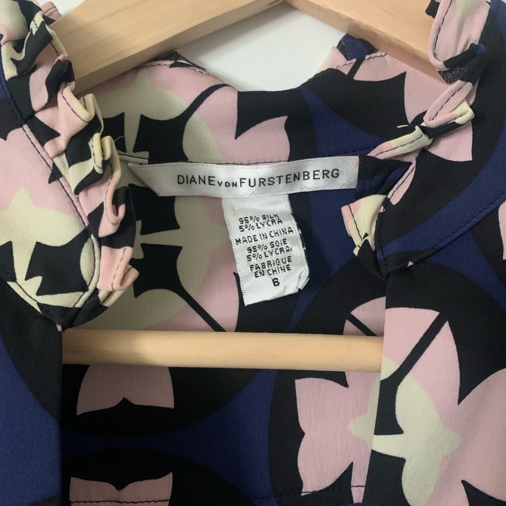 Excellent condition DVF slip-on sheath dress